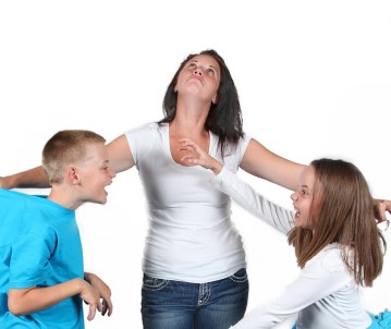 Как реагировать на агрессивные проявления ребенка